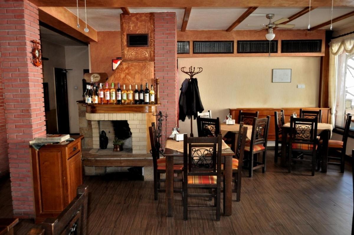 Spartak Family Hotel Smolyan Exterior photo
