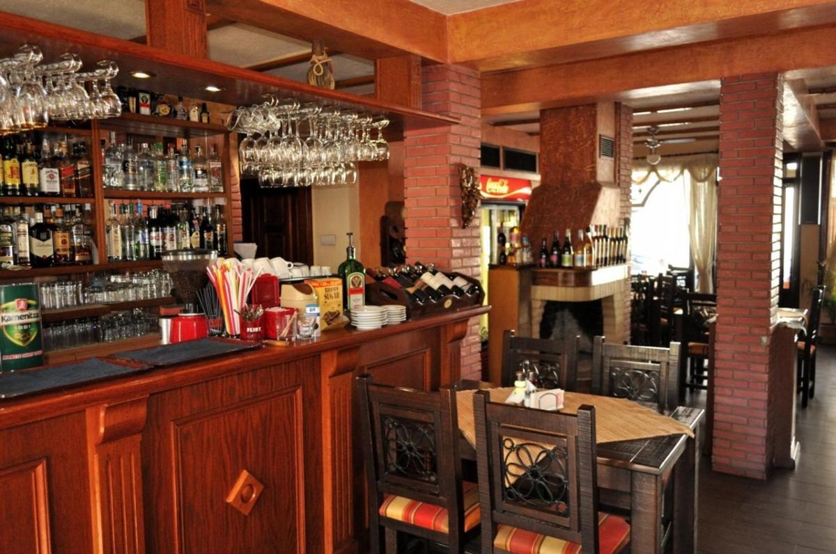 Spartak Family Hotel Smolyan Exterior photo